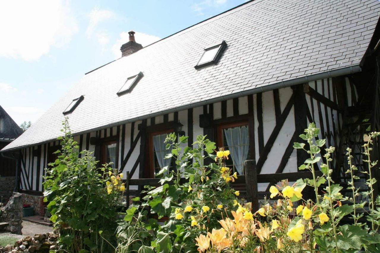 Le Clos Des Hortensias Toutainville Eksteriør billede