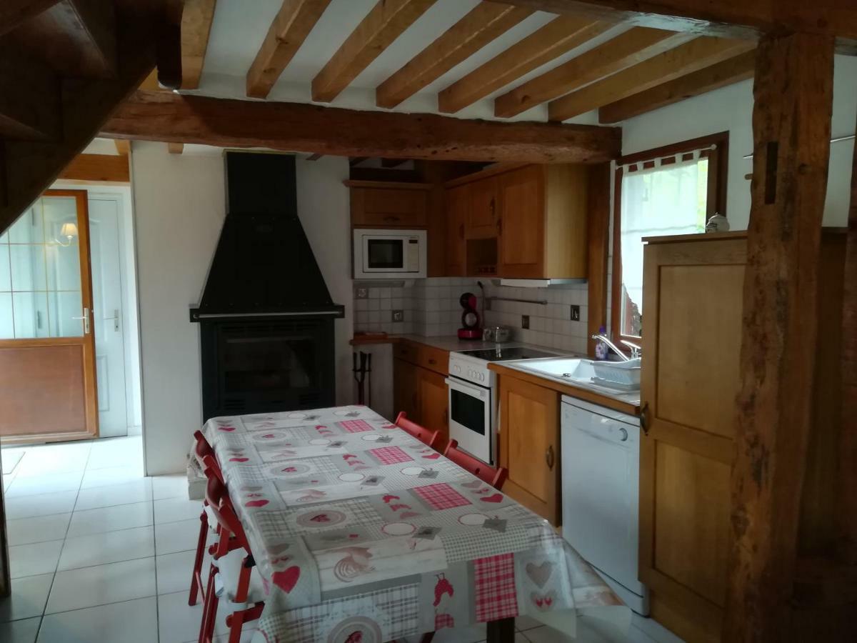 Le Clos Des Hortensias Toutainville Eksteriør billede